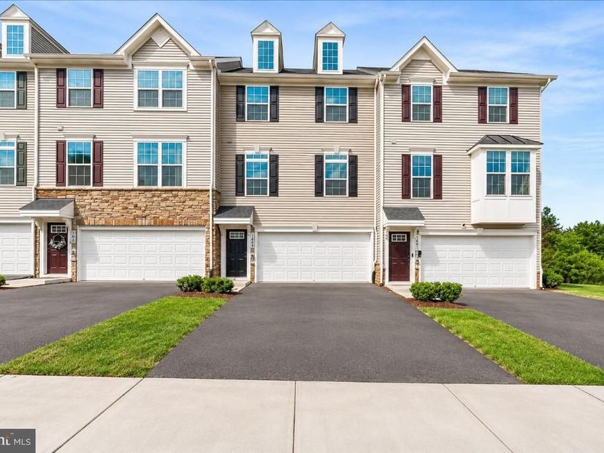 1403 Wilmer Park Lane, Frederick, MD 21703 Main Photo