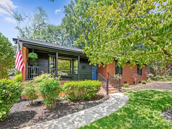 4200 Murrayhill Road , Charlotte, NC 28209