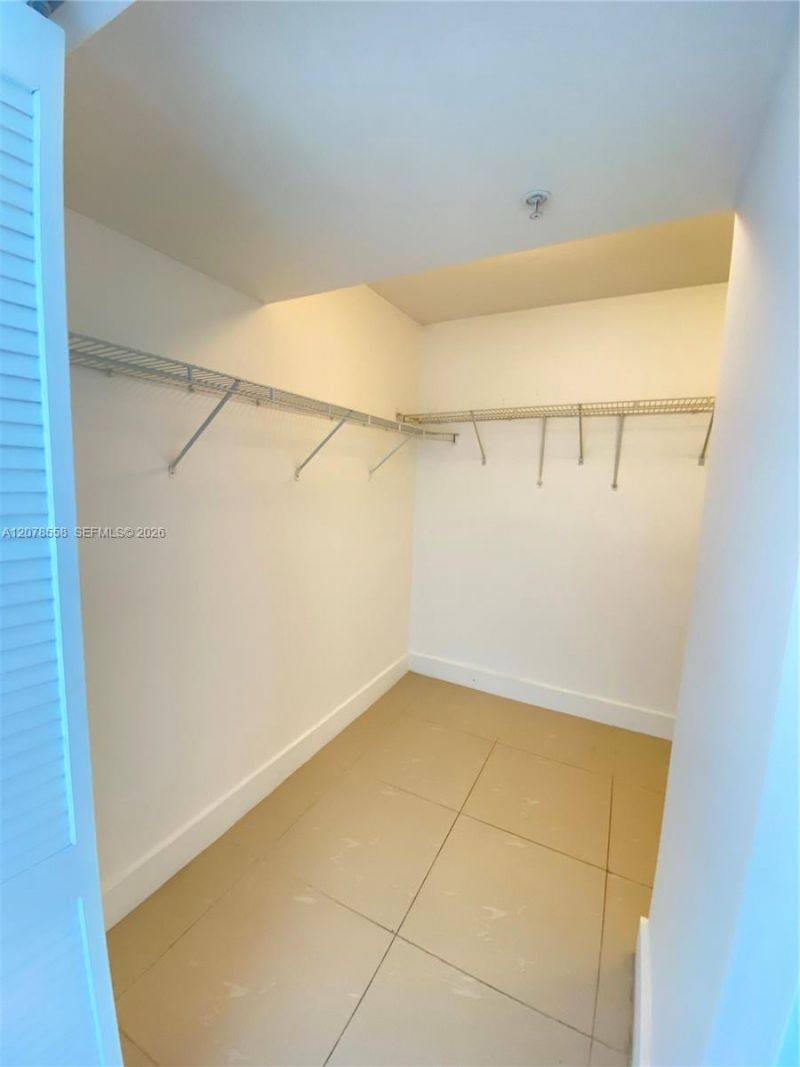 41 SE 5th St , Unit 1109, Miami, FL 33131 Photo