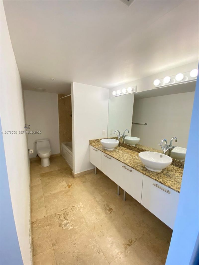 41 SE 5th St , Unit 1109, Miami, FL 33131 Photo