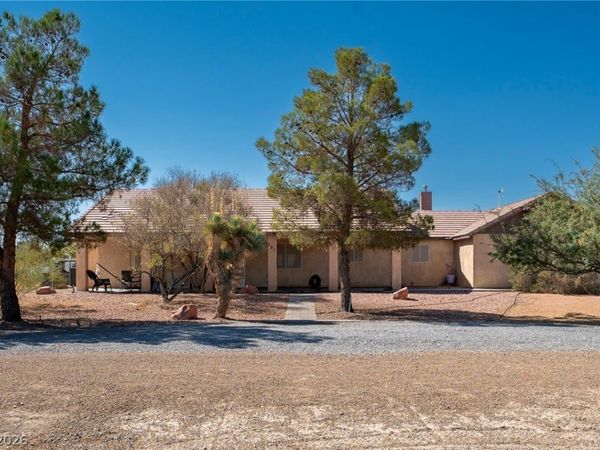 751 Bunarch Road , Pahrump, NV 89060