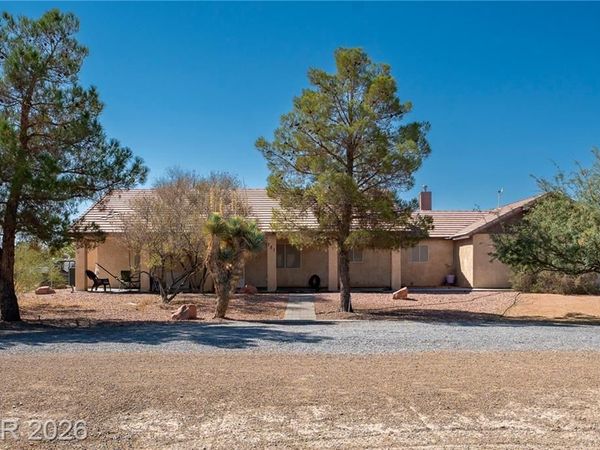 751 Bunarch Road , Pahrump, NV 89060