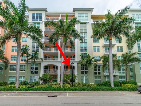 804 E Windward Way, Unit 211, Lantana, FL 33462