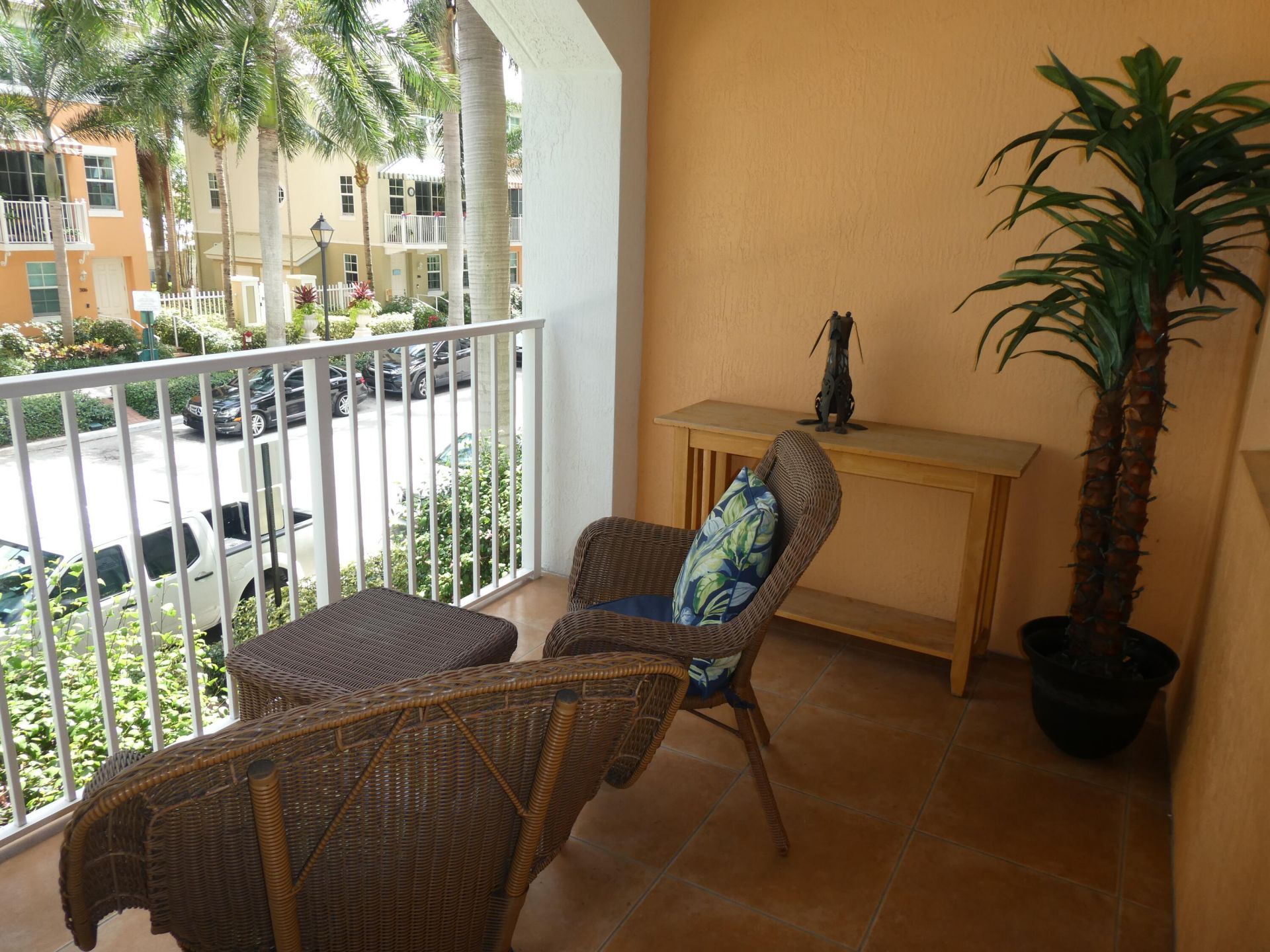 804 E Windward Way, Unit 211, Lantana, FL 33462 Photo