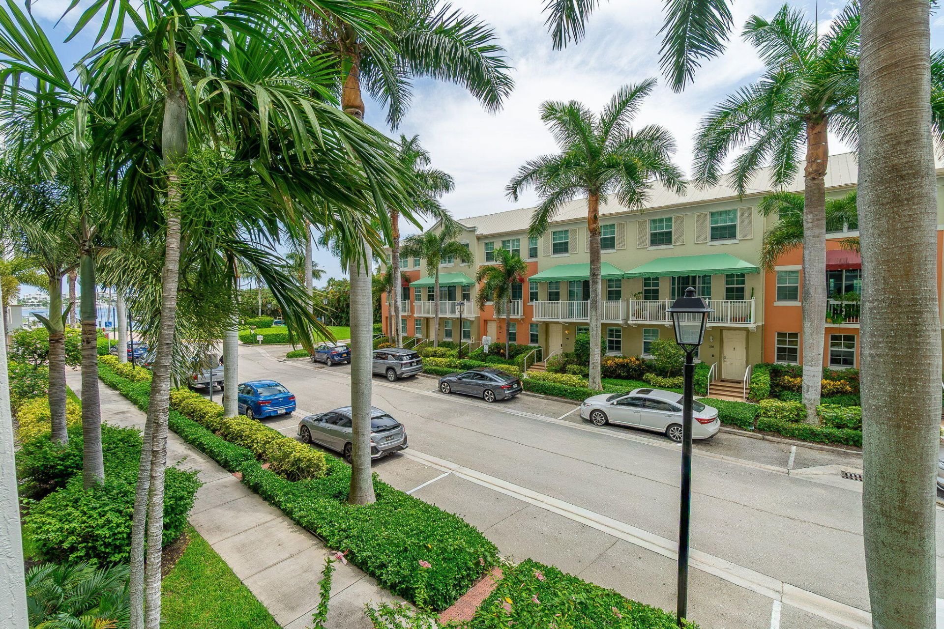 804 E Windward Way, Unit 211, Lantana, FL 33462 Photo