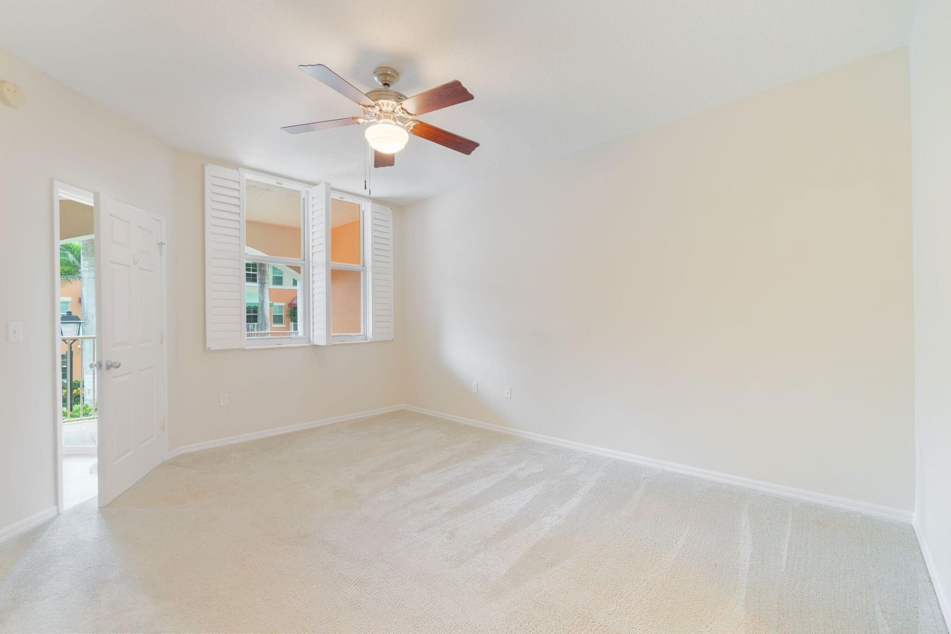 804 E Windward Way, Unit 211, Lantana, FL 33462 Photo