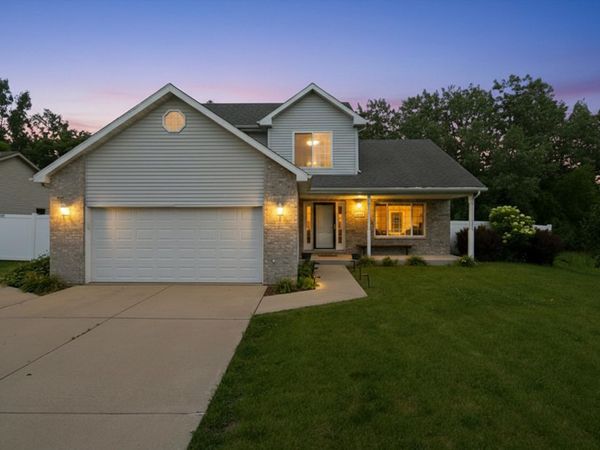 2555 Cobblestone Court , Morris, IL 60450
