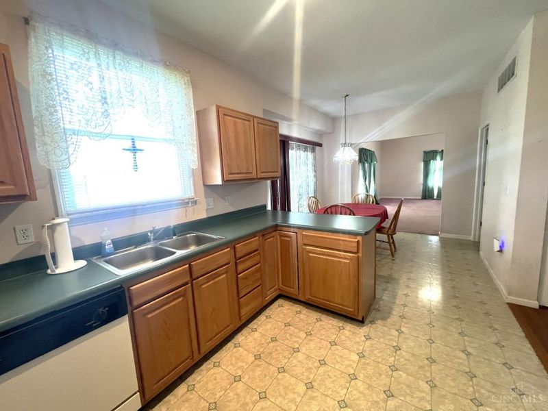 1981 N Weaver Road, Reily Township, OH 45056 Photo 11