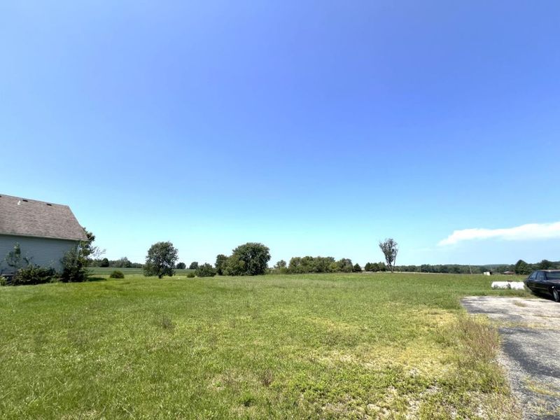 1981 N Weaver Road, Reily Township, OH 45056 Photo 3