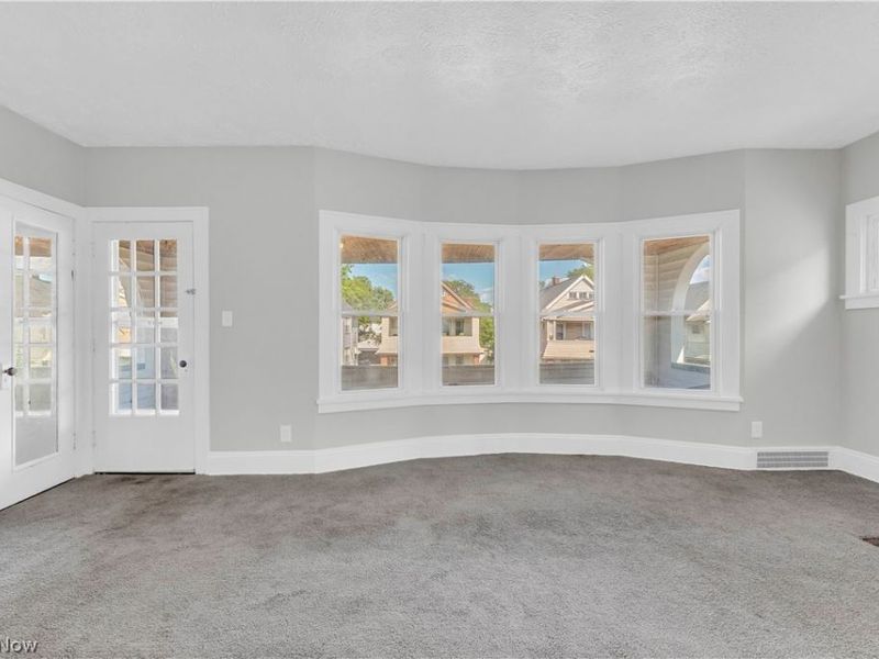 3394 E 146th Street, Unit 2/UP, Cleveland, OH 44120 Photo 3