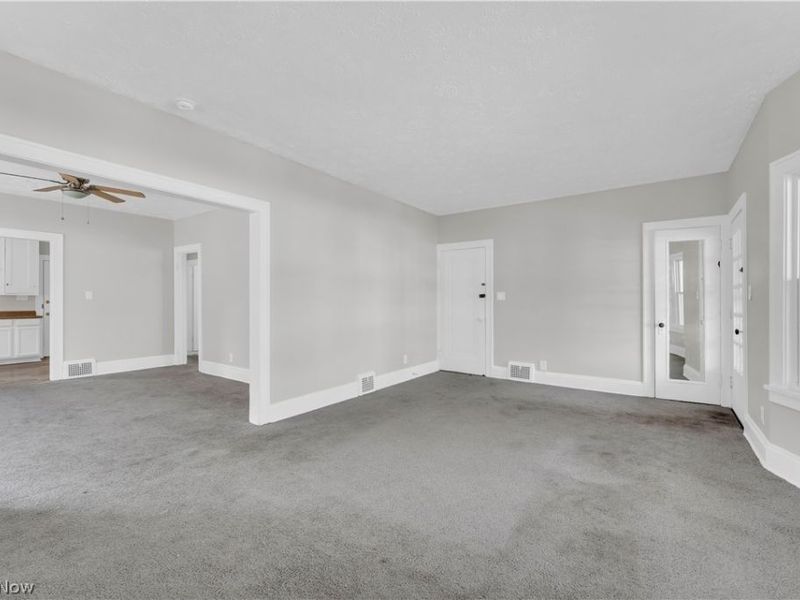 3394 E 146th Street, Unit 2/UP, Cleveland, OH 44120 Photo 6
