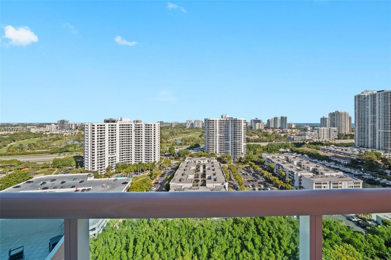 3370 Hidden Bay Dr , Unit 2102, Aventura, FL 33180 Photo