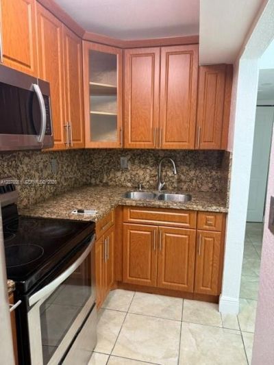8009 W 6th Ave , Unit B, Hialeah, FL 33014 Photo