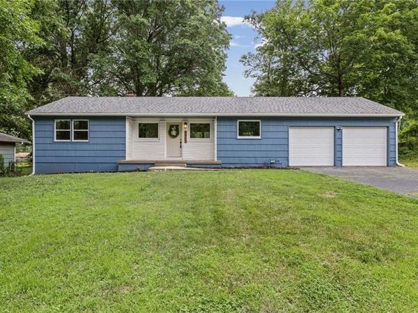 9905 E 71st Terrace, Raytown, MO 64133