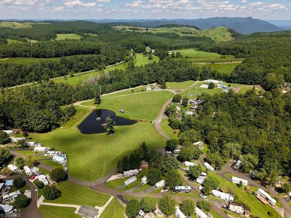 189 Club House Drive , Ennice, NC 28623