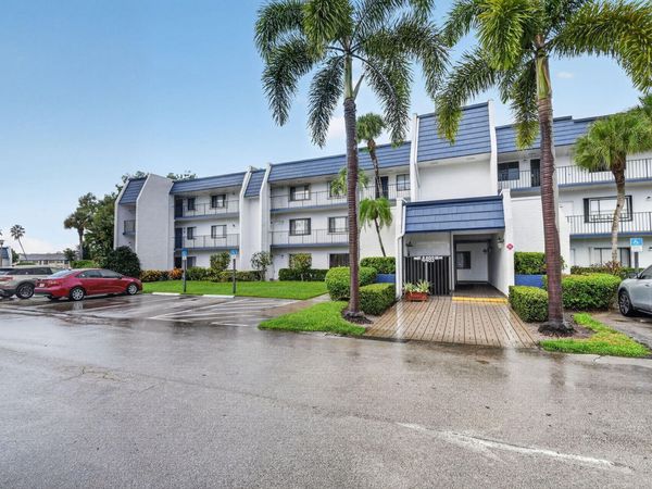 4483 LUXEMBURG Court, Unit 103, Lake Worth, FL 33467