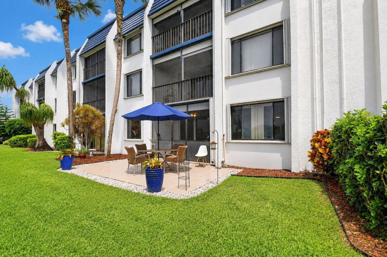 4483 Luxemburg Court, Unit 103, Lake Worth, FL 33467 Photo