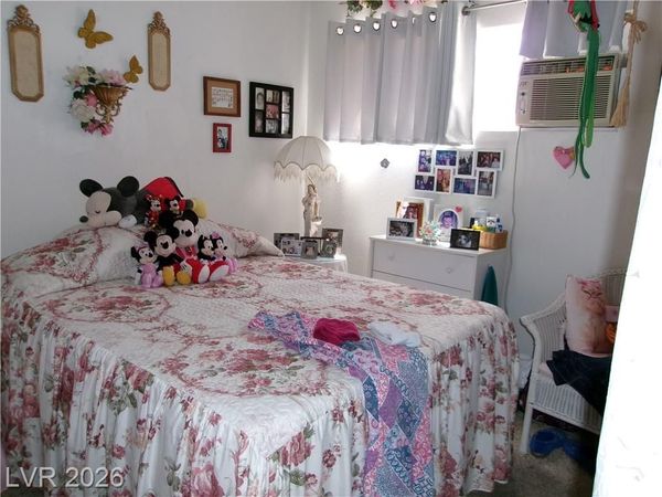 47 E Pacific Avenue , Henderson, NV 89015