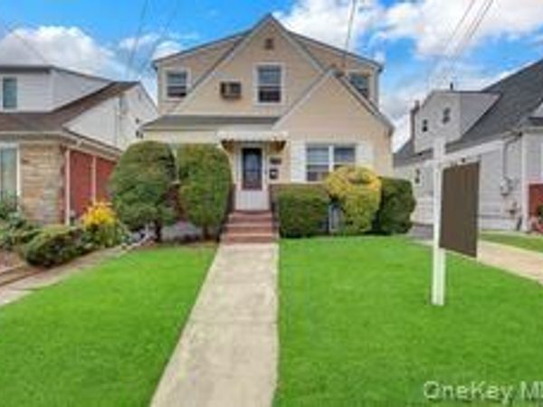 411 New Hyde Park Road , New Hyde Park, NY 11040