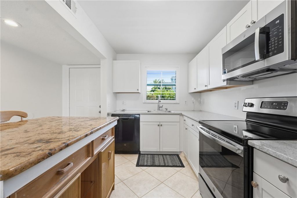 1300 Seaway Drive, Unit C1, Fort Pierce, FL 34949 Photo