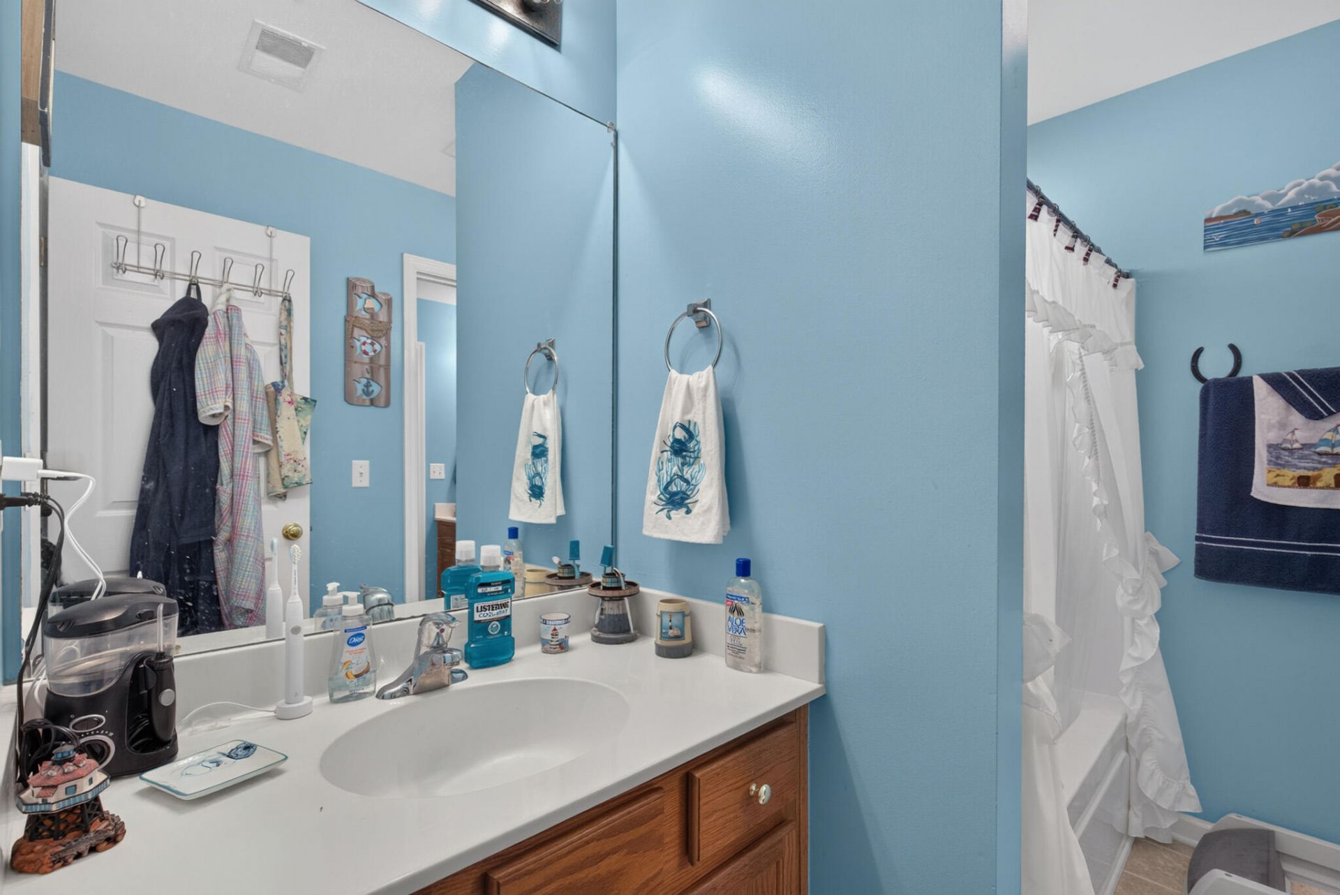 9021 Greenbriar Drive Photo 12