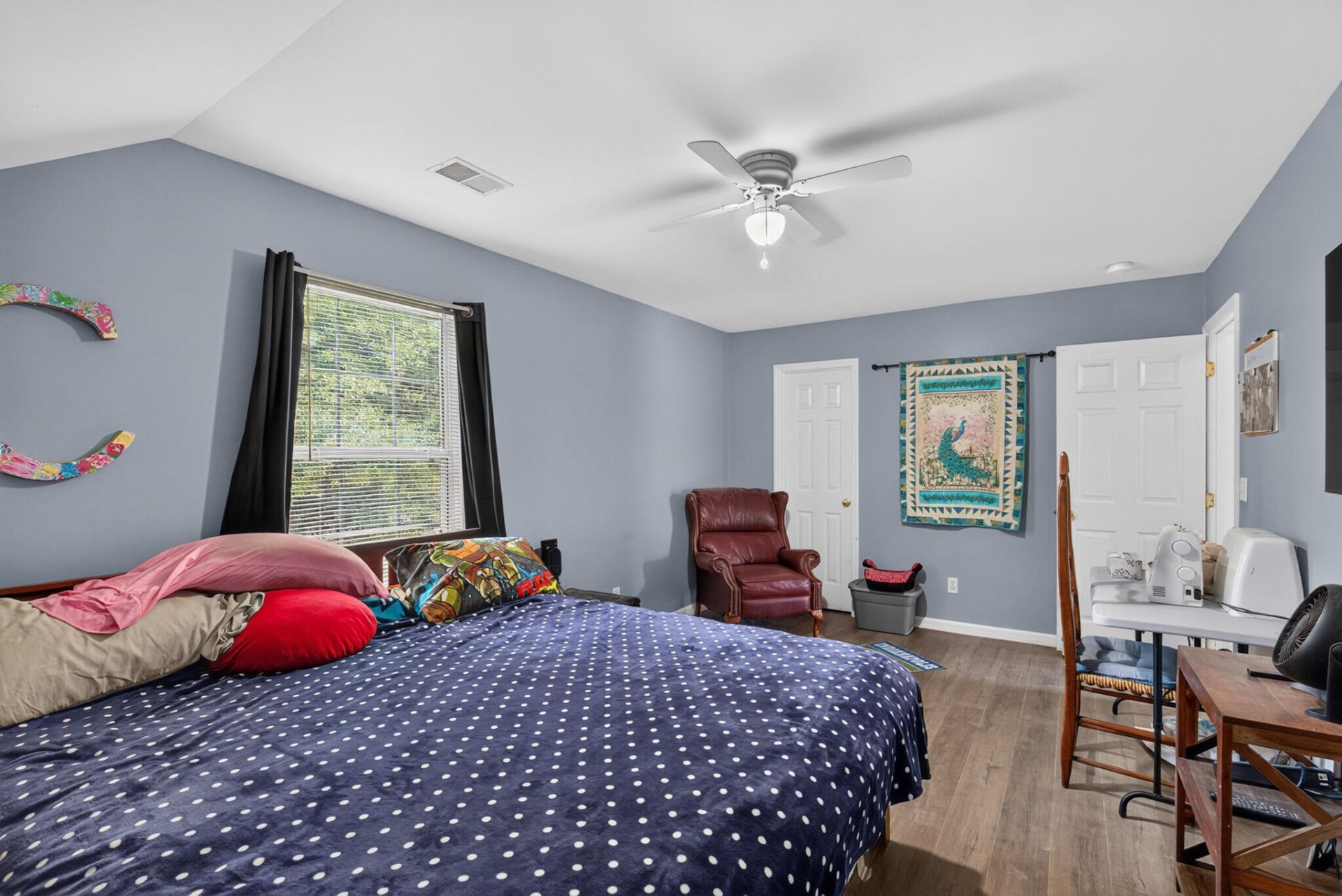 9021 Greenbriar Drive Photo 14