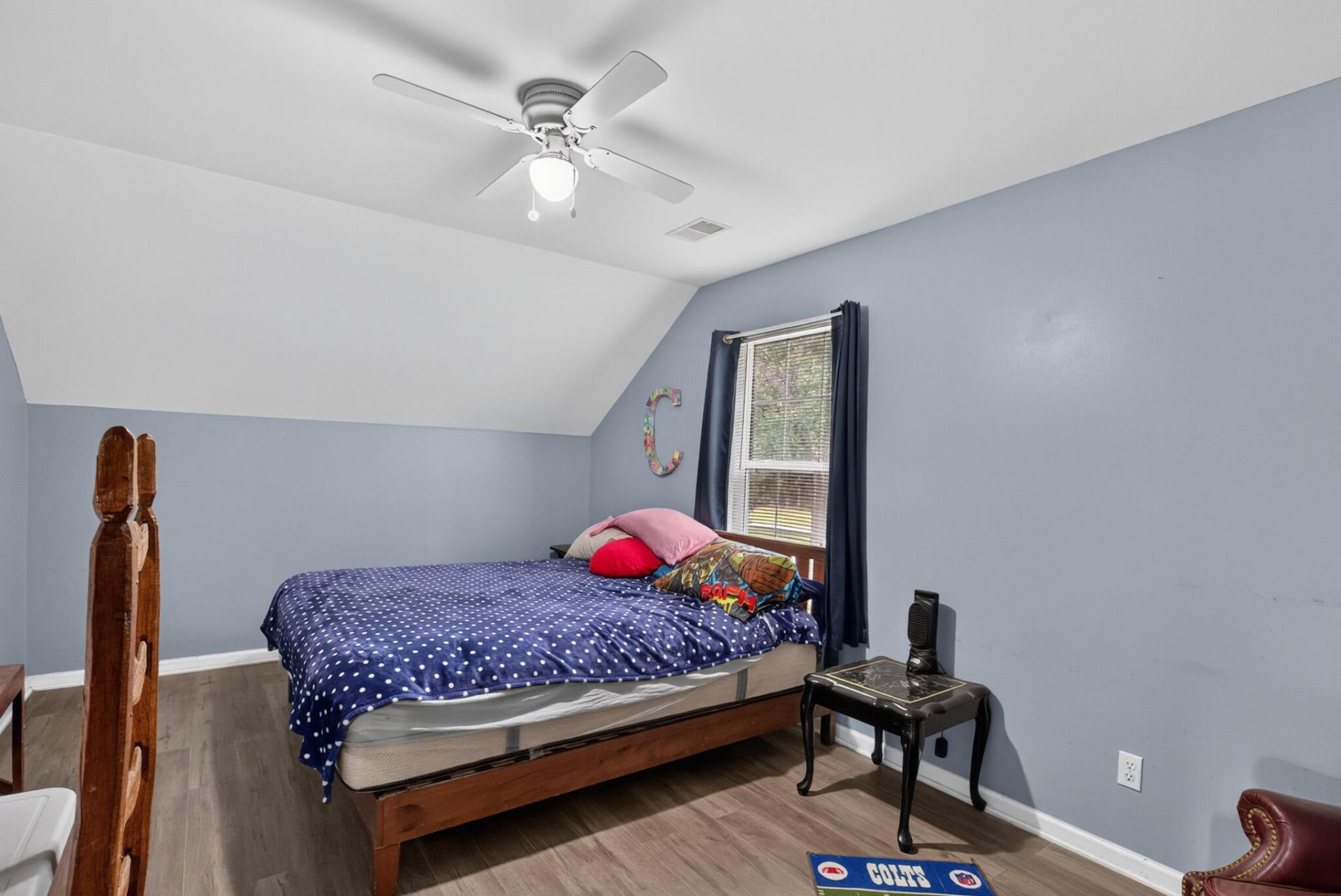 9021 Greenbriar Drive Photo 15