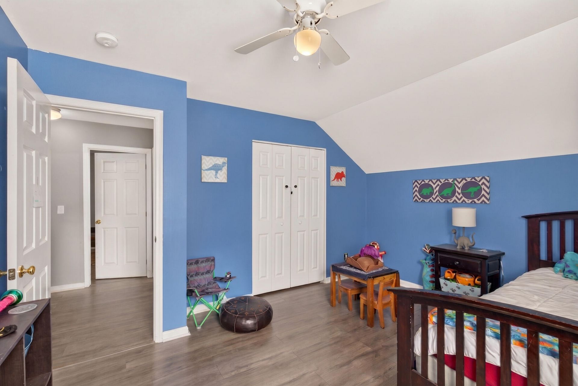 9021 Greenbriar Drive Photo 17