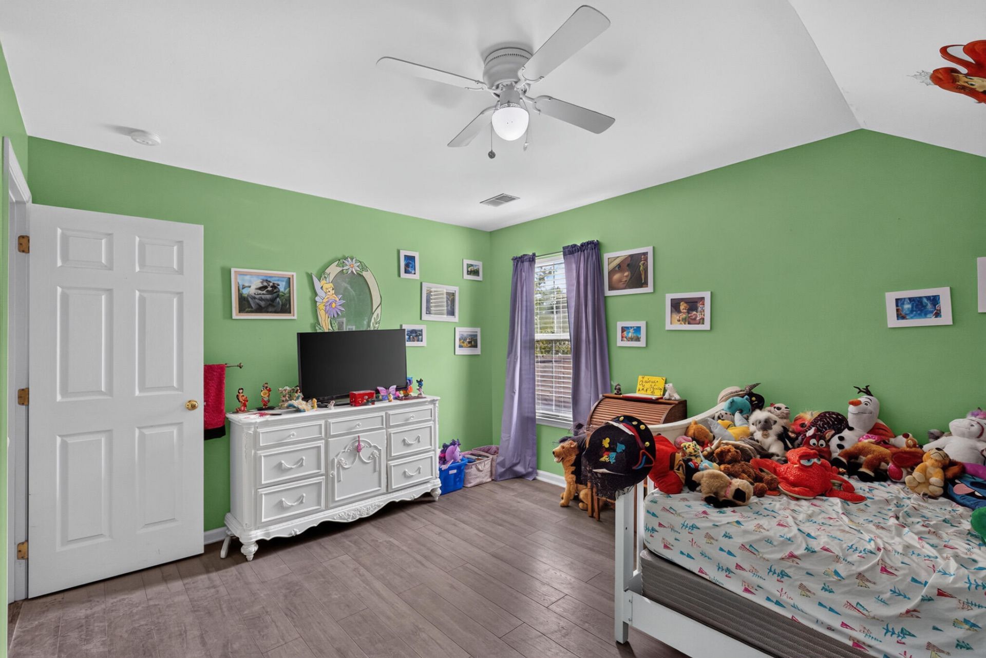 9021 Greenbriar Drive Photo 19