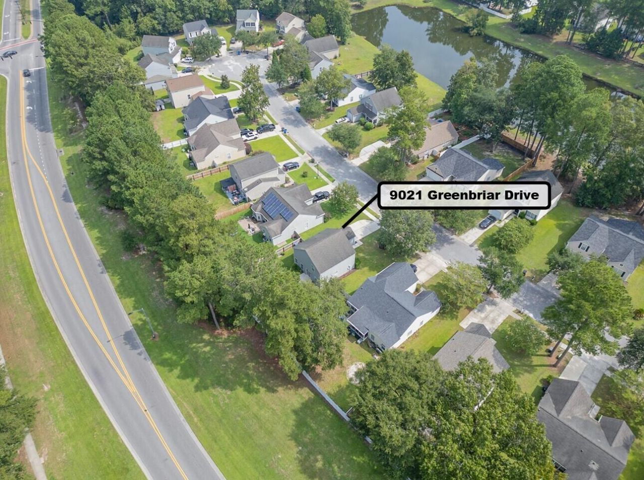 9021 Greenbriar Drive Photo 27