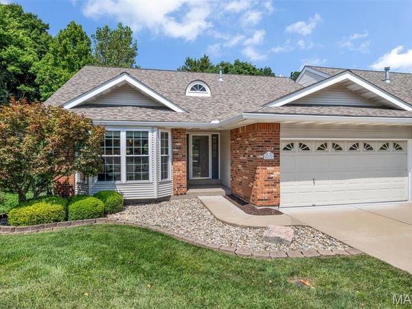 811 Brae Court, Chesterfield, MO 63017