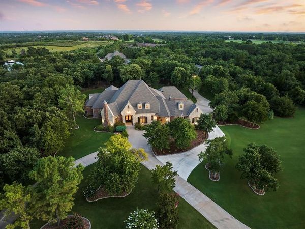 10702 Quo Vadis Drive, Arcadia, OK 73007
