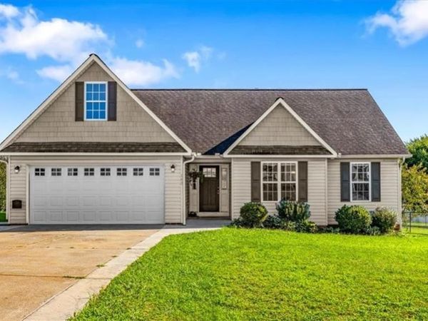 143 Winding Creek Road, Mocksville, NC 27028