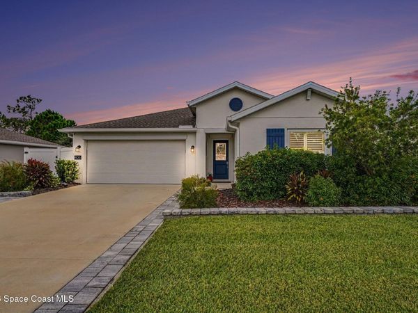 406 Three Oaks Drive , Edgewater, FL 32141