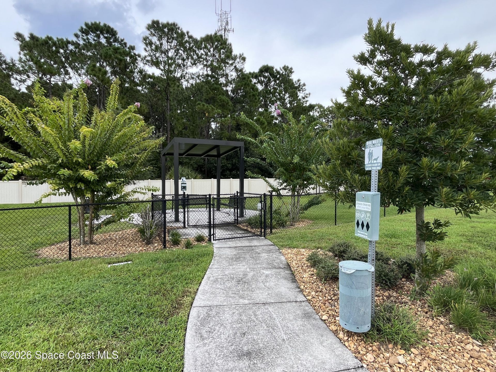 406 Three Oaks Drive, Edgewater, FL 32141 Photo