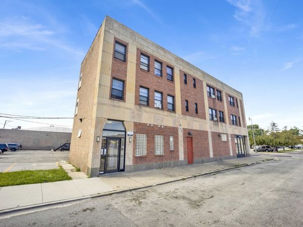 414 W Walnut Street , Unit 307, Maywood, IL 60153