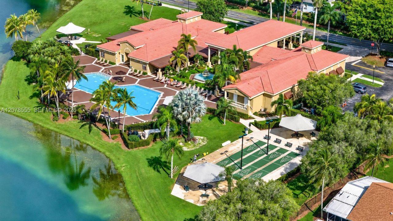 527 SE 27th Dr, Homestead, FL 33033 Photo