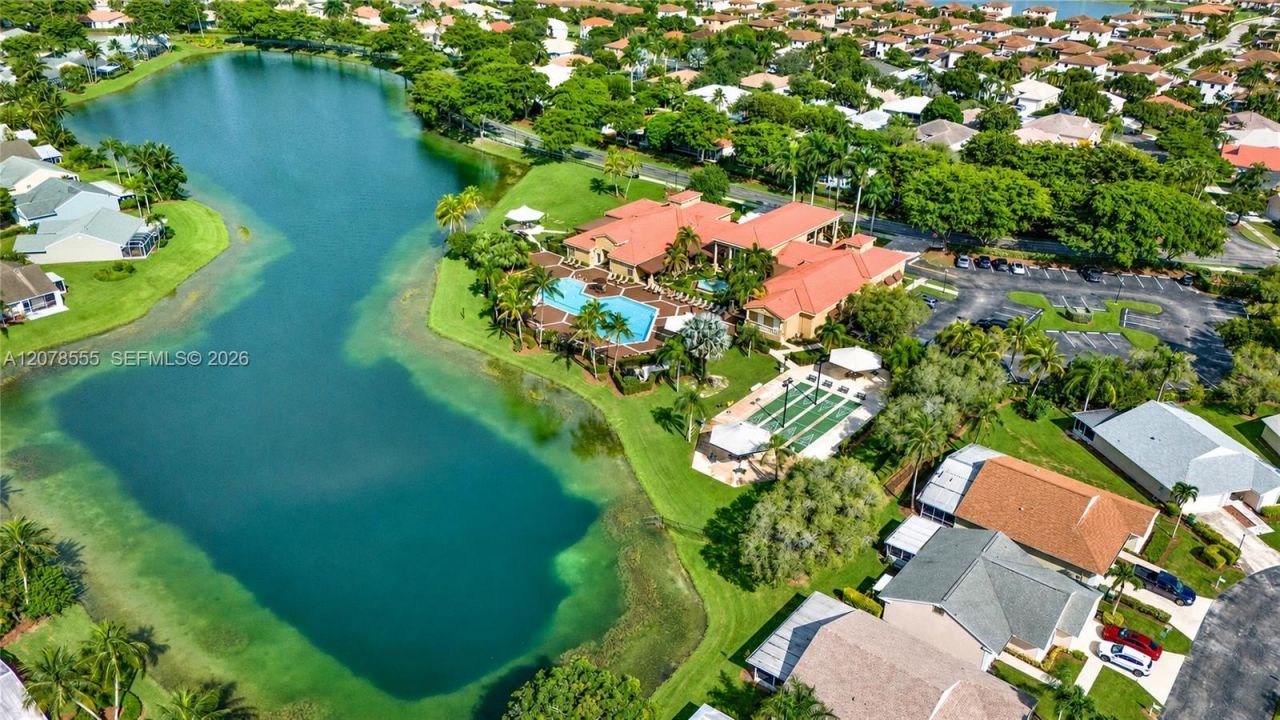 527 SE 27th Dr, Homestead, FL 33033 Photo