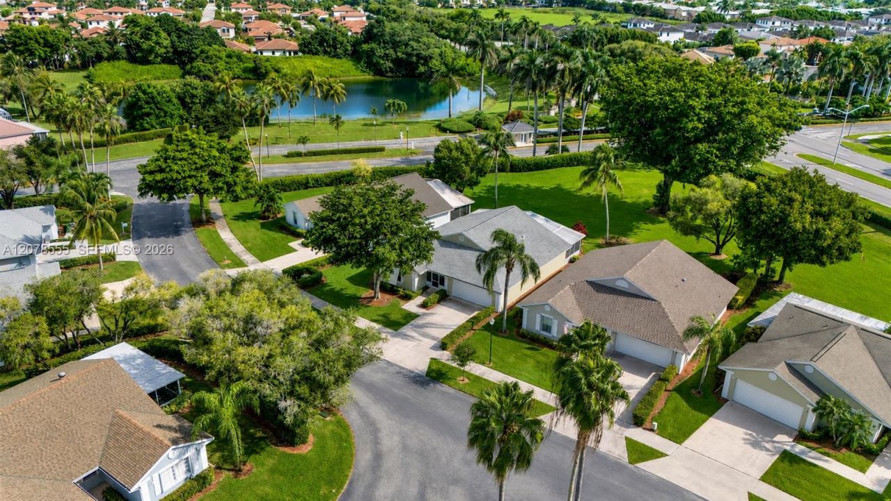 527 SE 27th Dr, Homestead, FL 33033 Photo