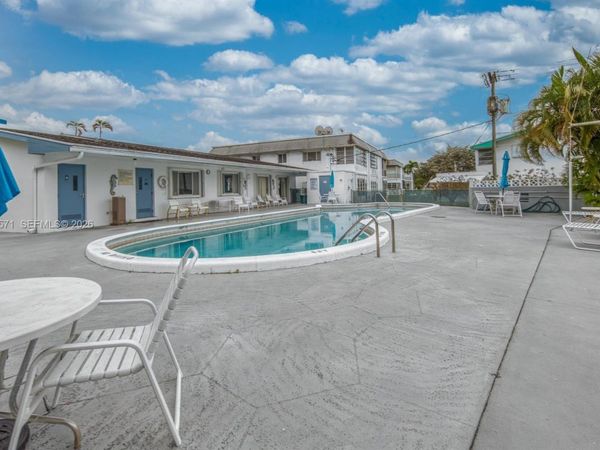 2440 W Lake Osborne Dr , Unit 210, Lake Worth, FL 33461