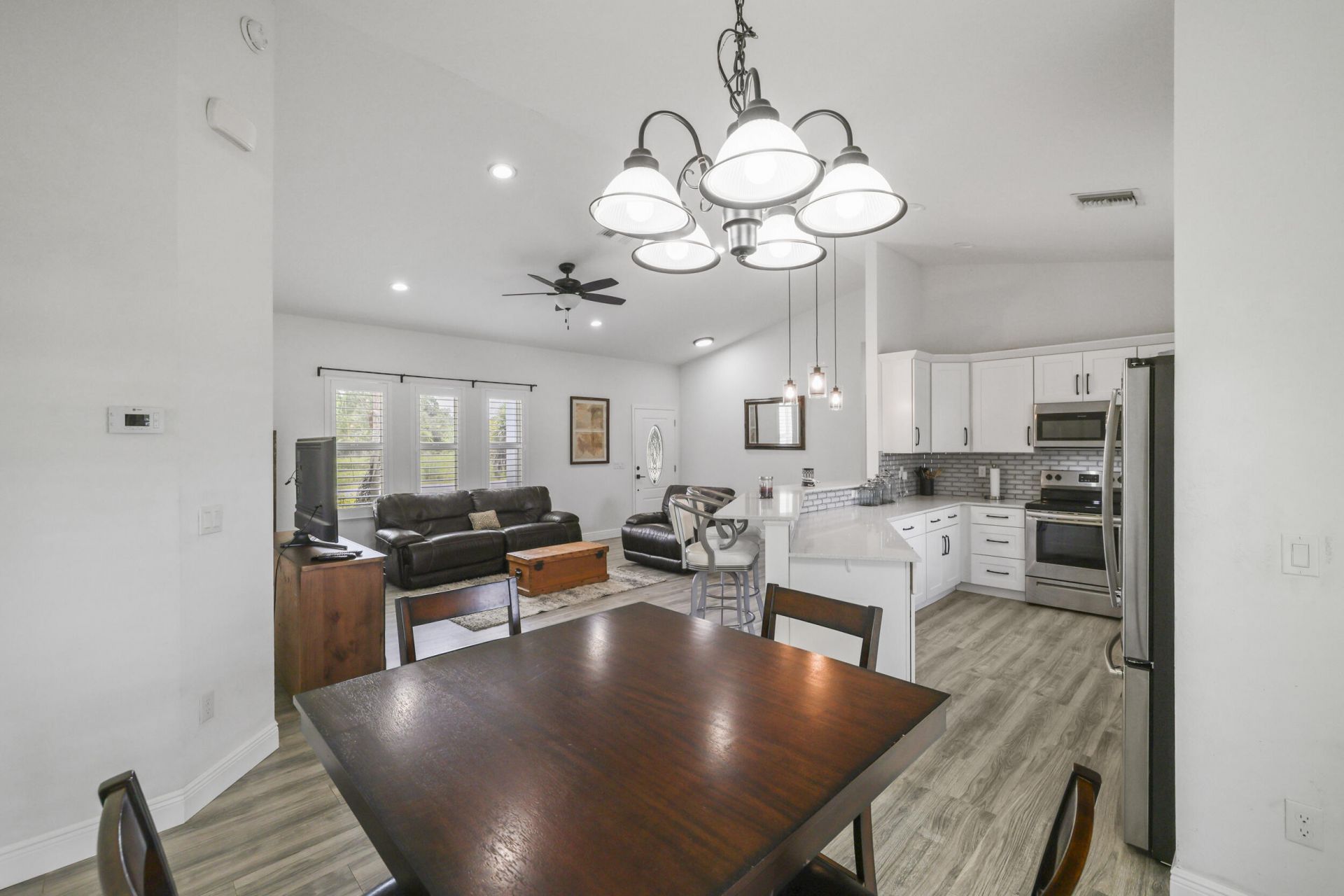 844 Lake Betty Drive, Lake Placid, FL 33852 Photo
