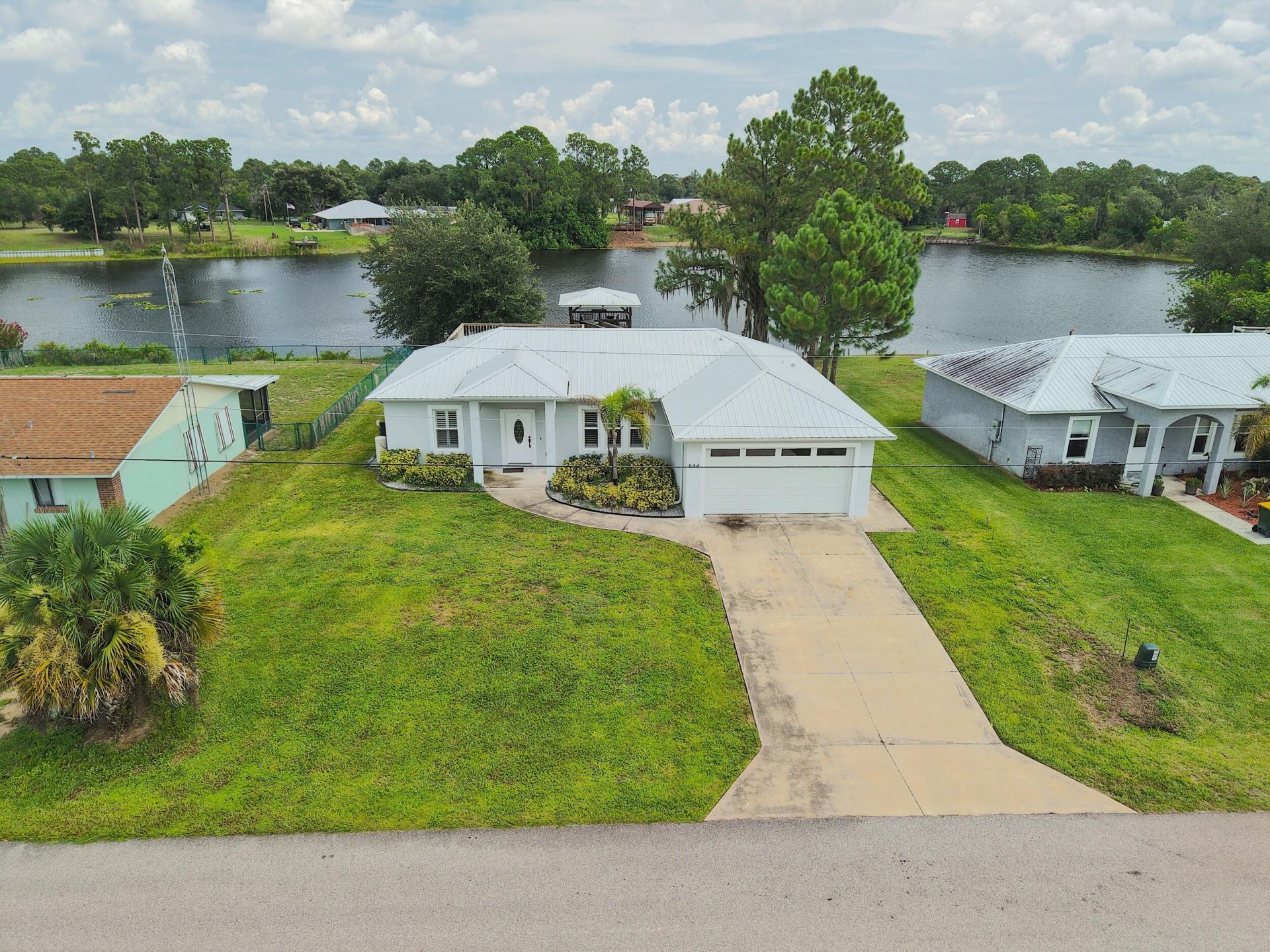 844 Lake Betty Drive, Lake Placid, FL 33852 Photo