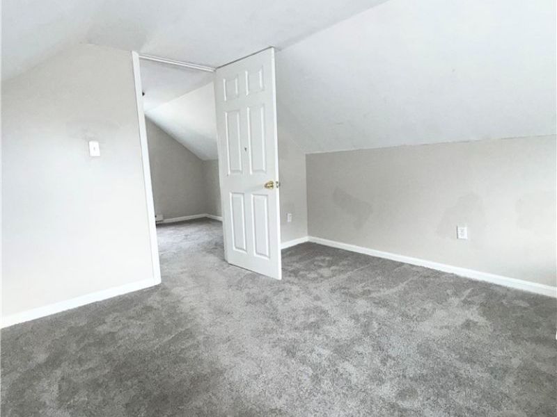 17015 Glendale Avenue, Cleveland, OH 44128 Photo 13