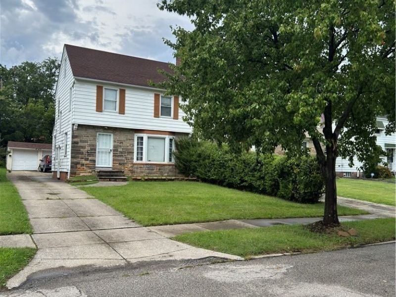 17015 Glendale Avenue, Cleveland, OH 44128 Photo 2