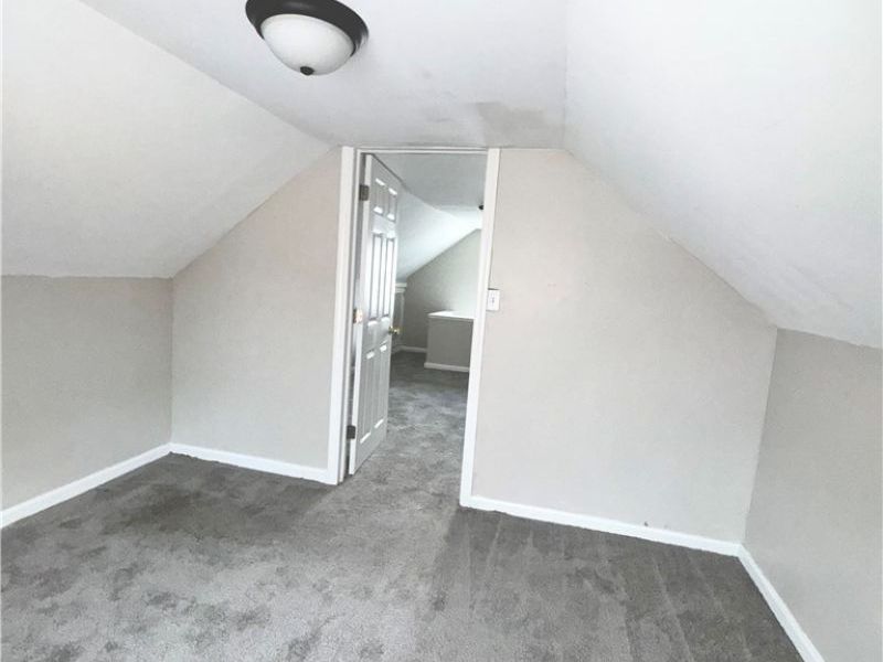 17015 Glendale Avenue, Cleveland, OH 44128 Photo 5