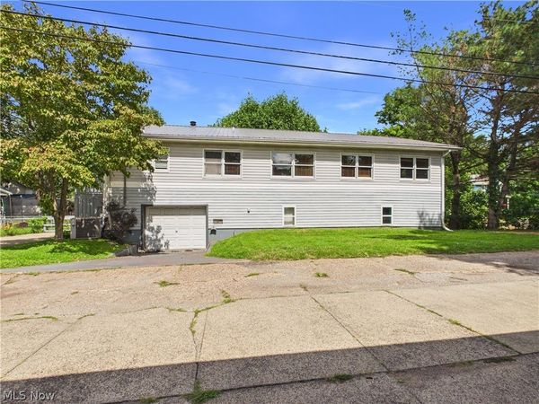 712 Marietta Lane, Marietta, OH 45750