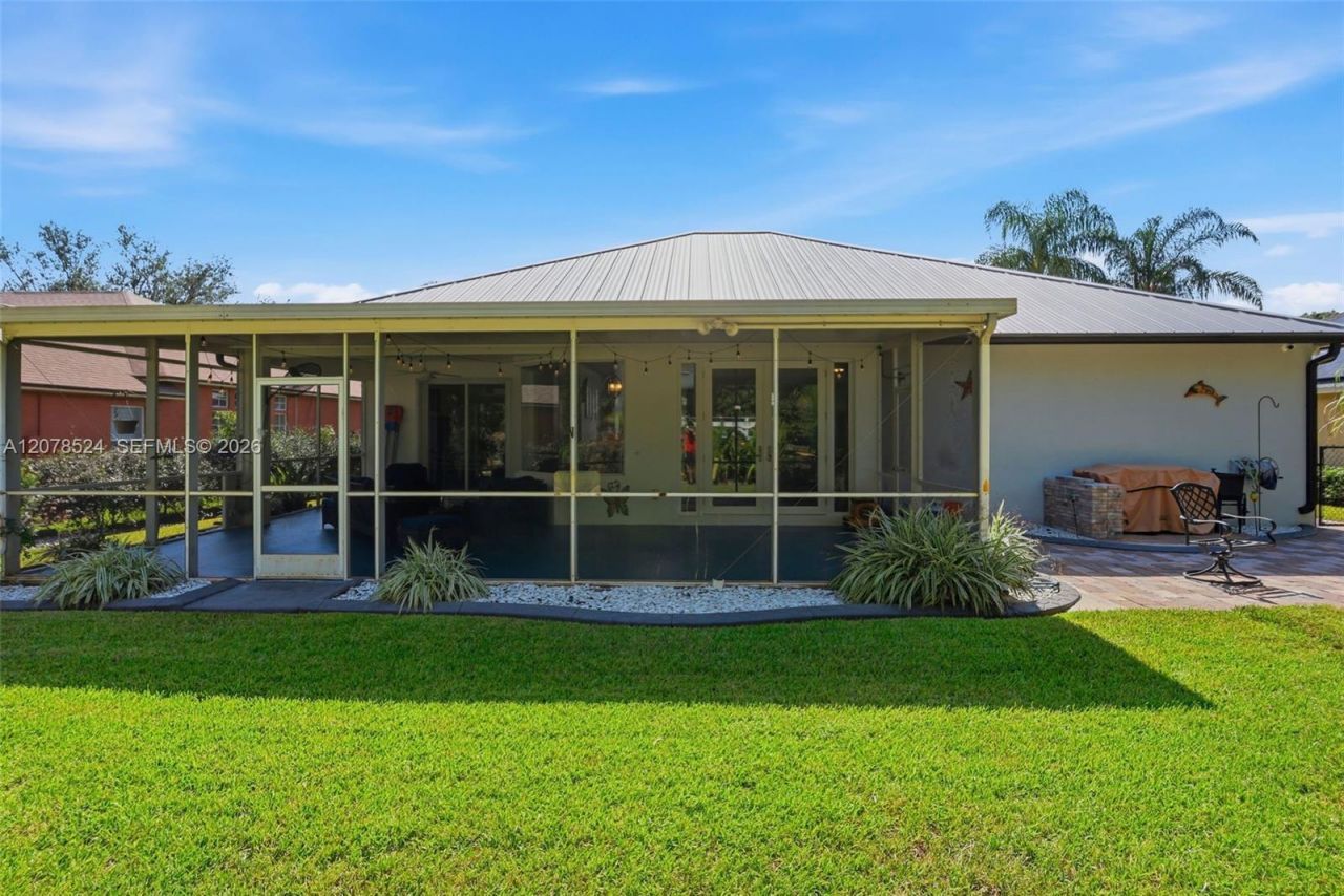 192 SW Fernleaf Trl, Port Saint Lucie, FL 34953 Photo