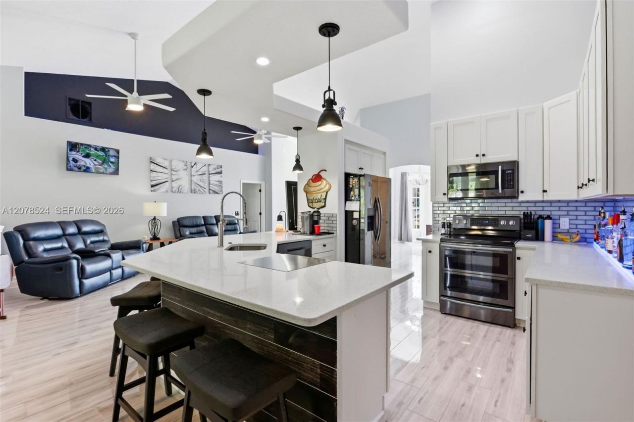 192 SW Fernleaf Trl, Port Saint Lucie, FL 34953 Photo