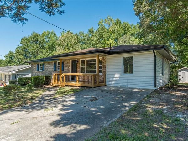 6405 Kensington Court , Austell, GA 30106