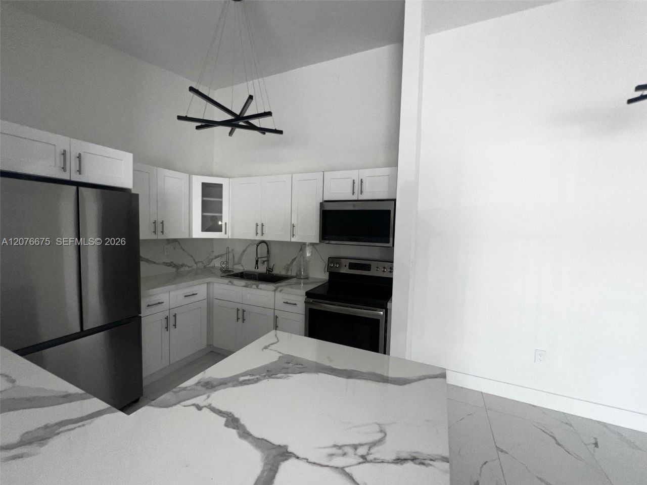 18755 NW 62nd Ave , Unit 204, Hialeah, FL 33015 Photo